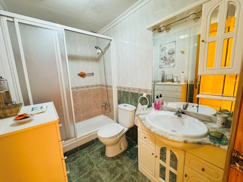 Appartement mit 2 Schlafzimmern und 1 Bad im Zentrum von La Mata nur 100 m vom Strand entfernt