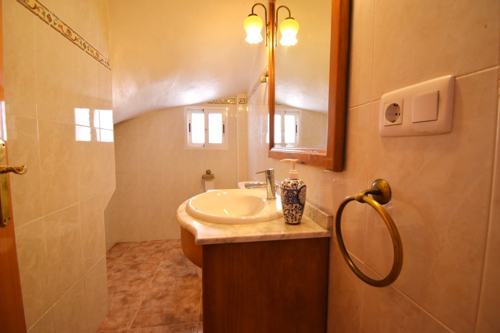 Reihenhaus mit 3 Schlafzimmern, 2 Bädern und Gemeinschaftspool