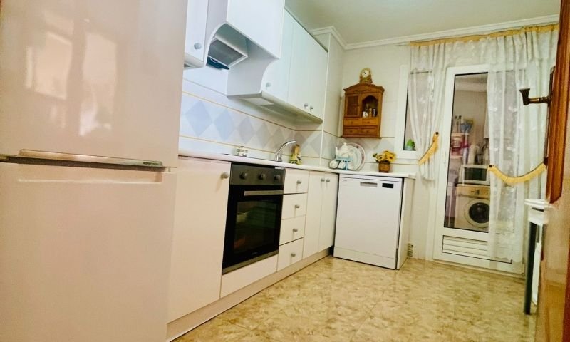 Appartement mit 3 Schlafzimmern und 2 Bädern in erster Linie am Strand von La Mata