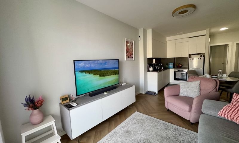 Komplett renovierte Penthouse-Wohnung mit Meerblick im Zentrum von Torrevieja