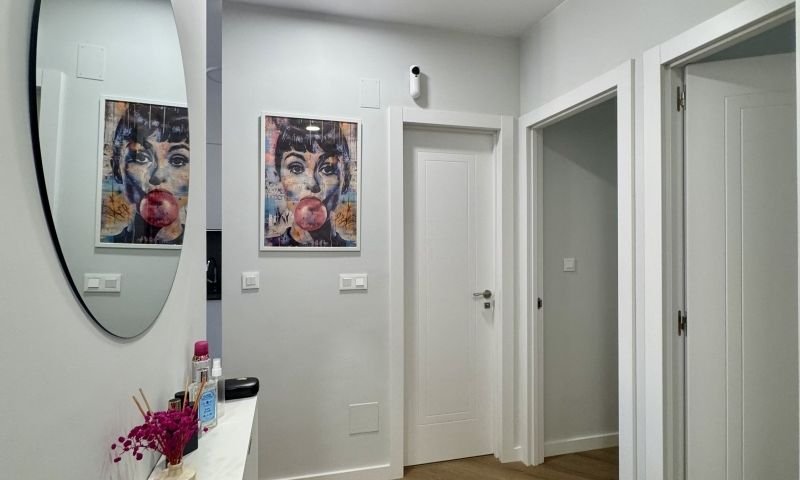 Komplett renovierte Penthouse-Wohnung mit Meerblick im Zentrum von Torrevieja