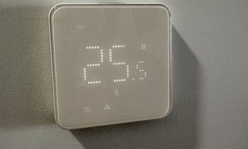 Komplett renovierte Penthouse-Wohnung mit Meerblick im Zentrum von Torrevieja