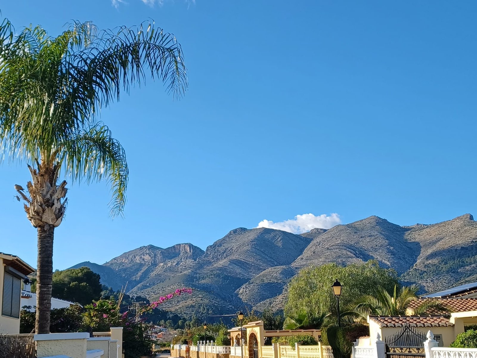 Villa mit 3 Schlafzimmern, 2 Bädern und Privatpool ganz in der Nähe der Ortschaft Orba