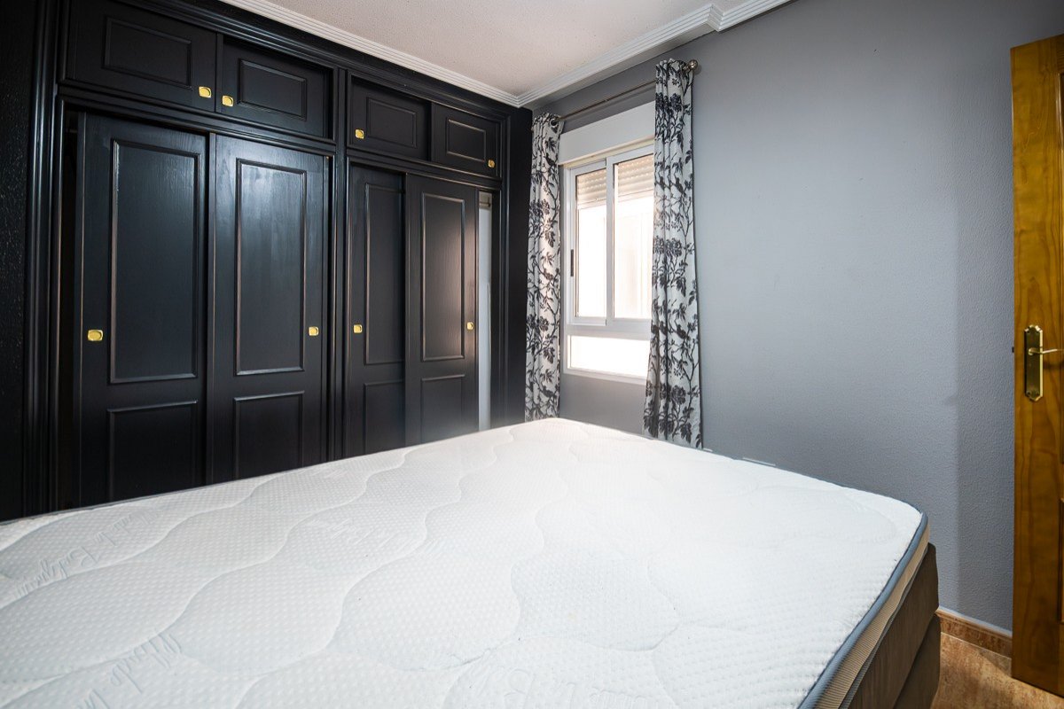 Appartement mit 2 Schlafzimmern, 1 Bad, Tiefgaragenstellplatz und Gemeinschaftspool