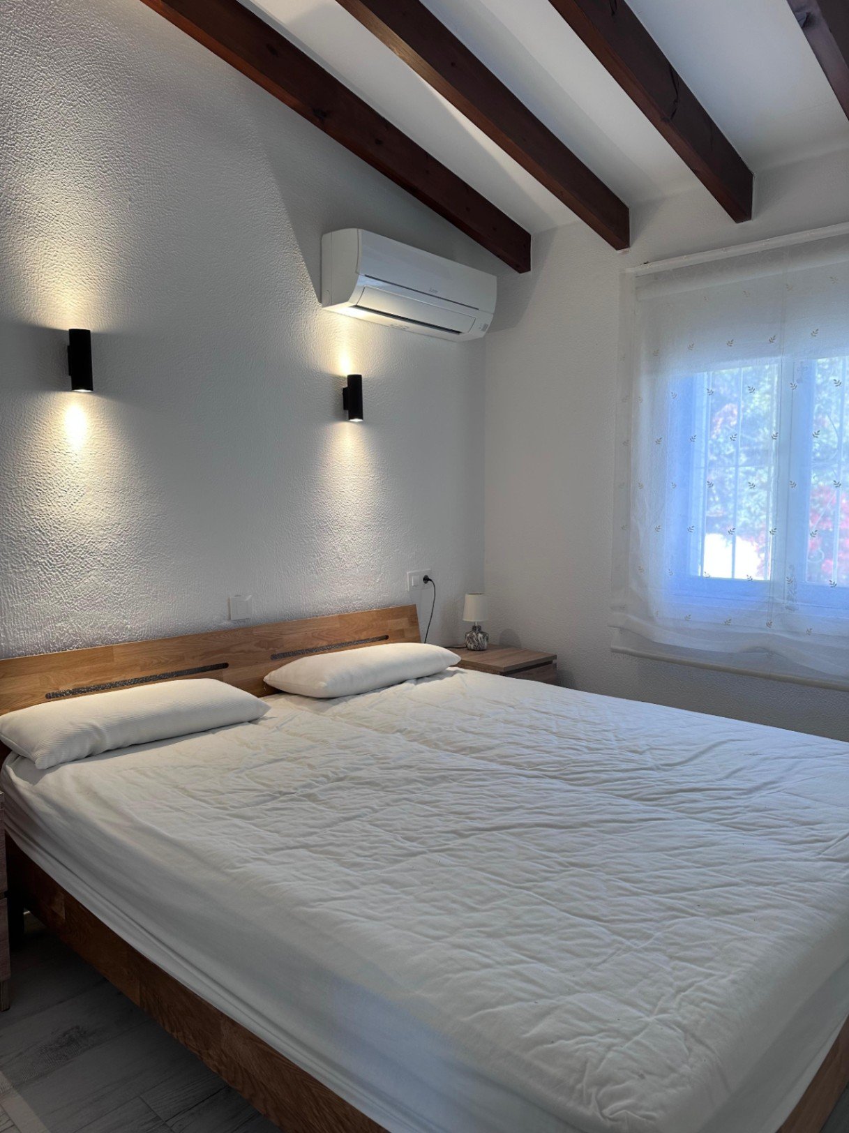 Eingeschossige Villa mit 3 Schlafzimmern, 1 Bad, 1 Gäste-WC, Meerblick und Privatpool in La Sabatera