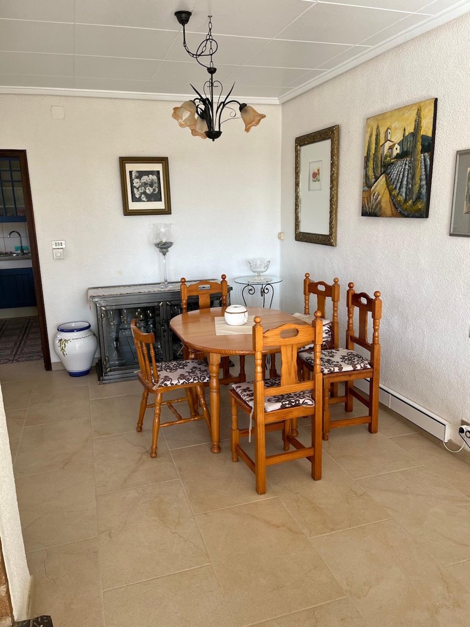 Villa mit Gästehaus, Privatpool und fantastischem Meerblick