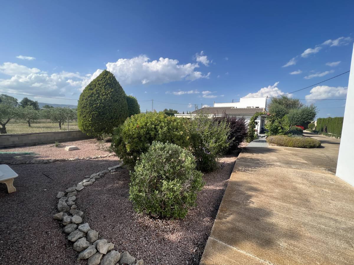 Landhaus-Villa mit 3 Schlafzimmern und 2 Bädern