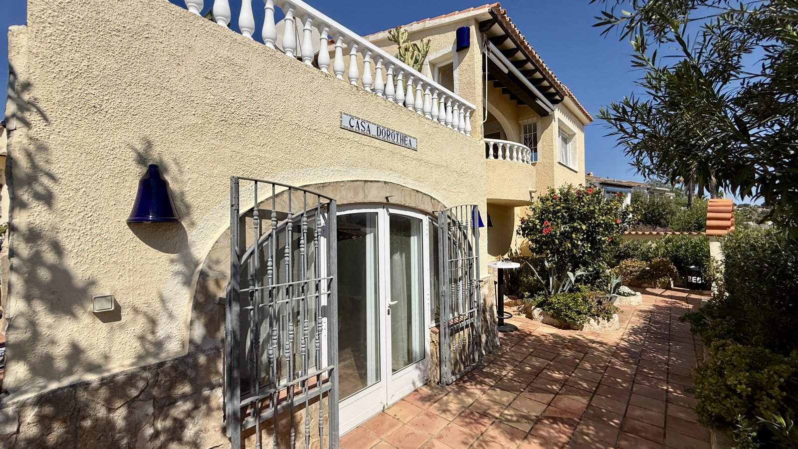 Traumhafte Villa mit Meerblick und viel Sonne