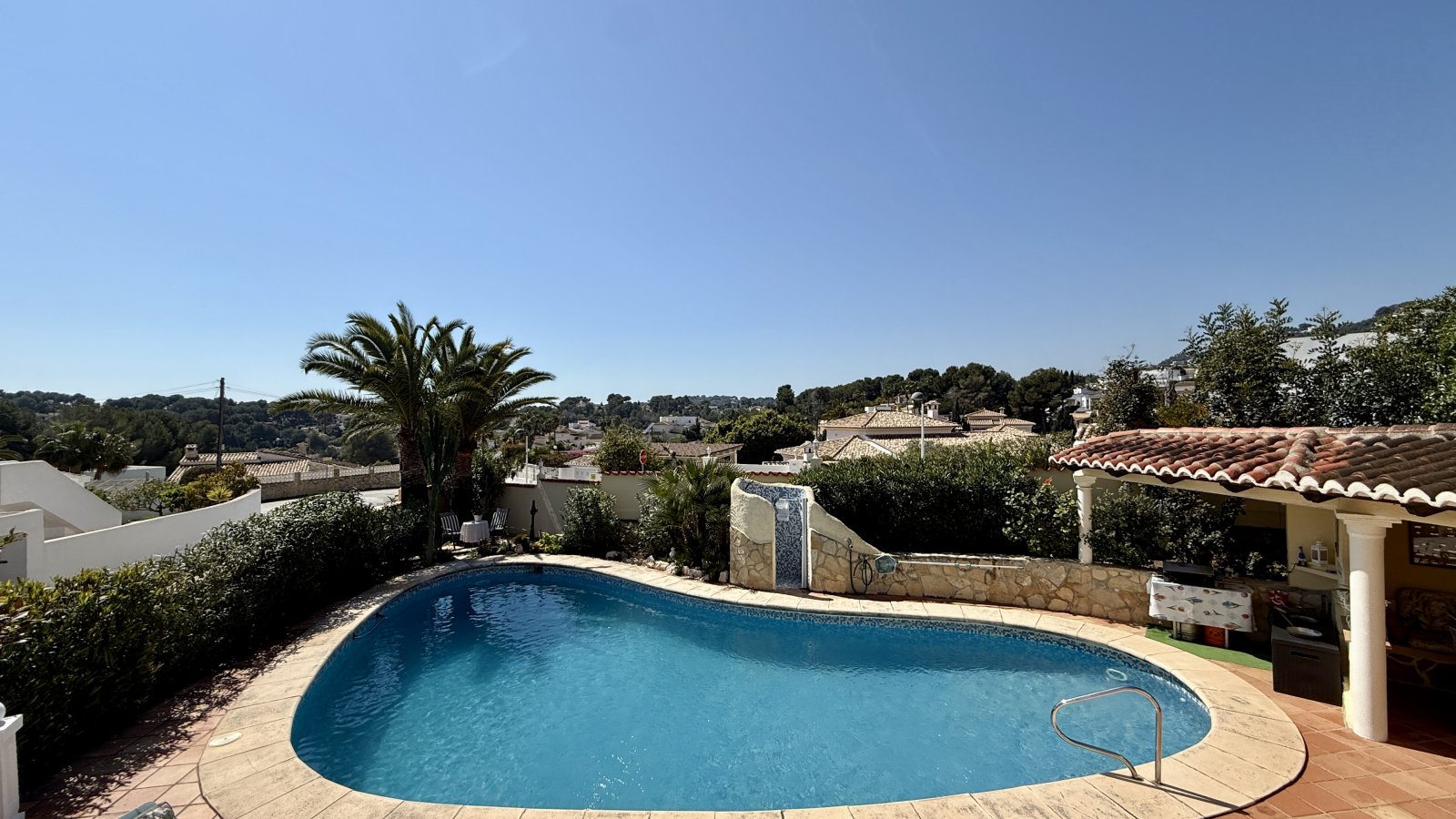 Traumhafte Villa mit Meerblick und viel Sonne