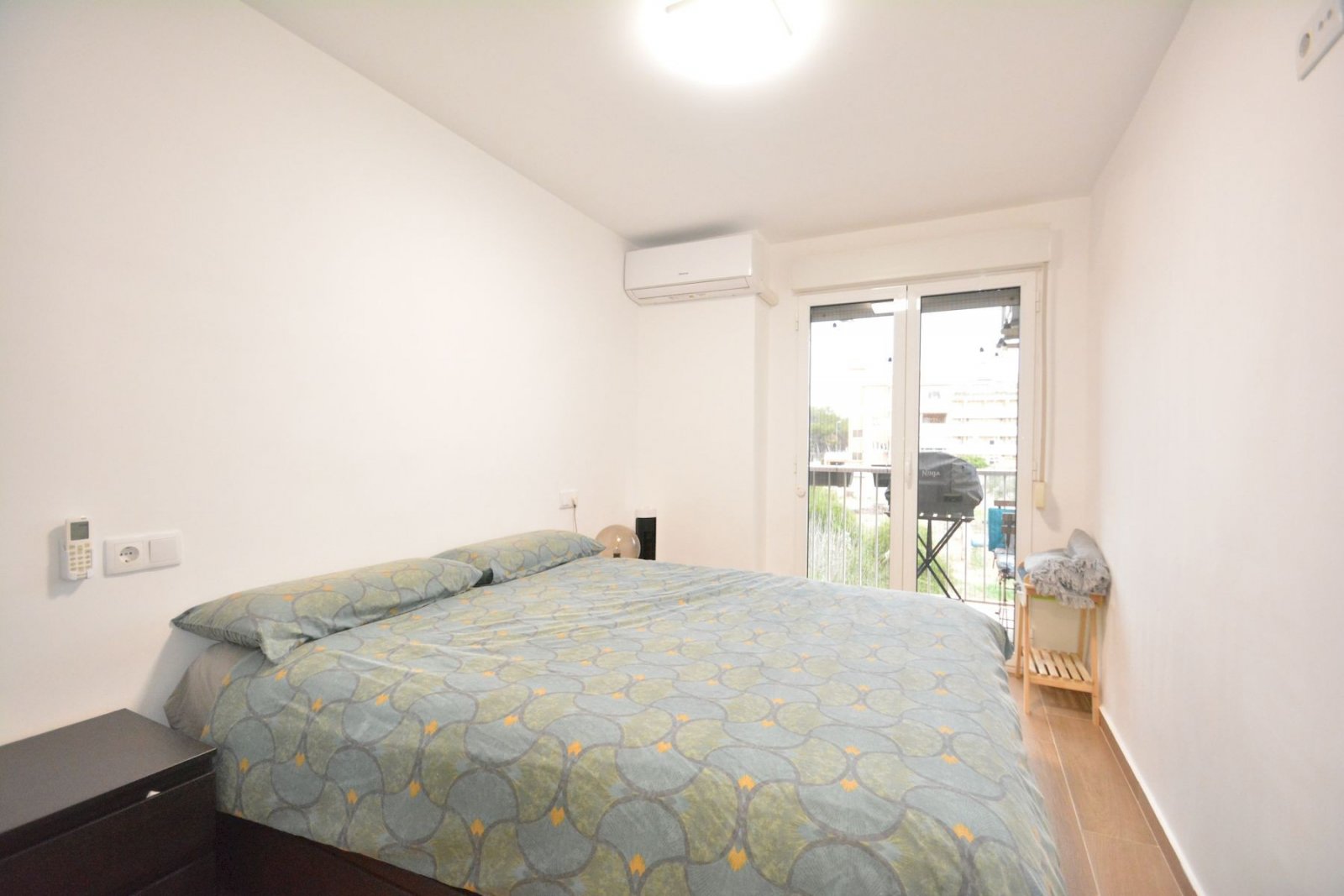 Renoviertes Appartement mit 3 Schlafzimmern, 2 Bädern und Tiefgaragenstellplatz nur 200 m vom Strand