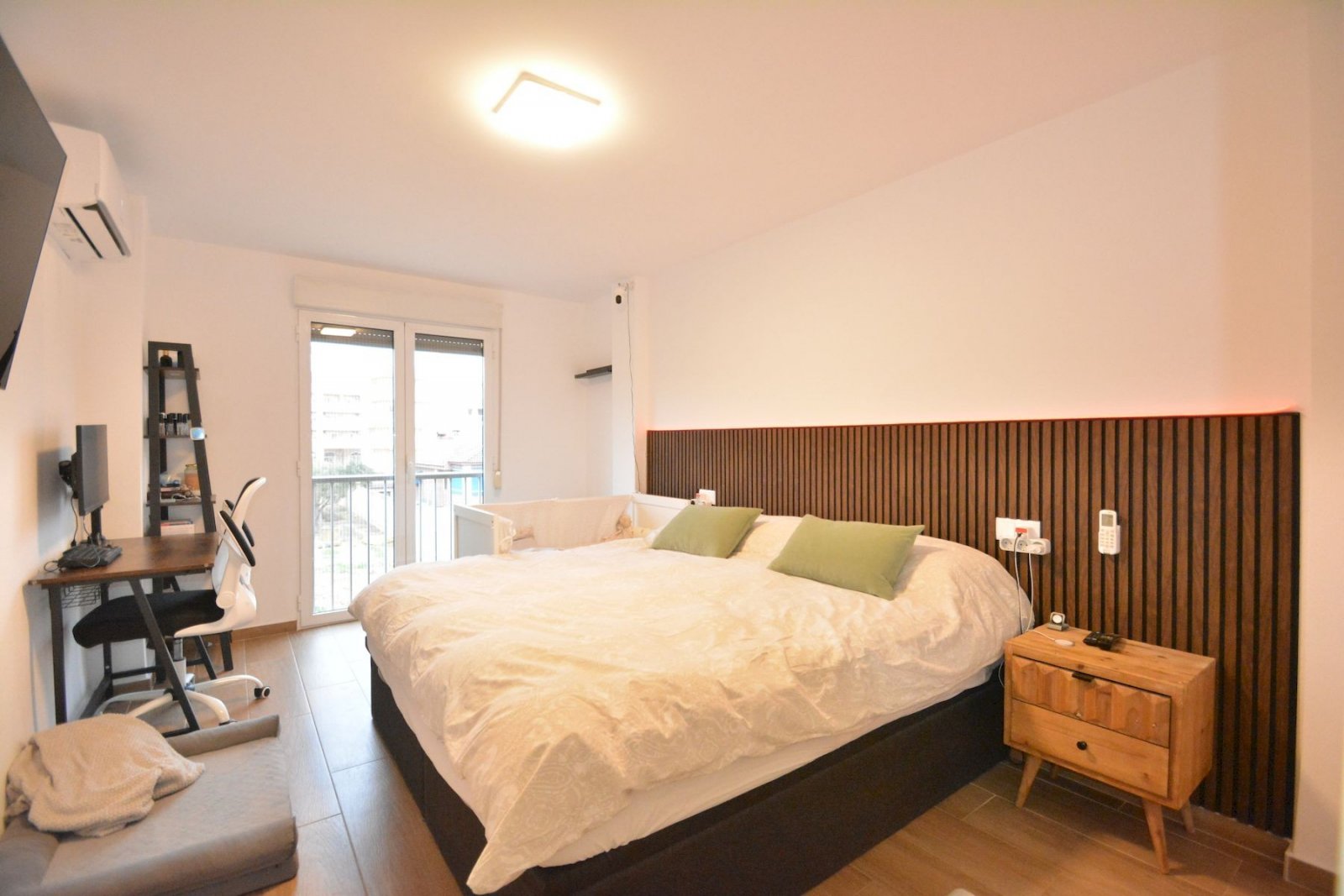 Renoviertes Appartement mit 3 Schlafzimmern, 2 Bädern und Tiefgaragenstellplatz nur 200 m vom Strand