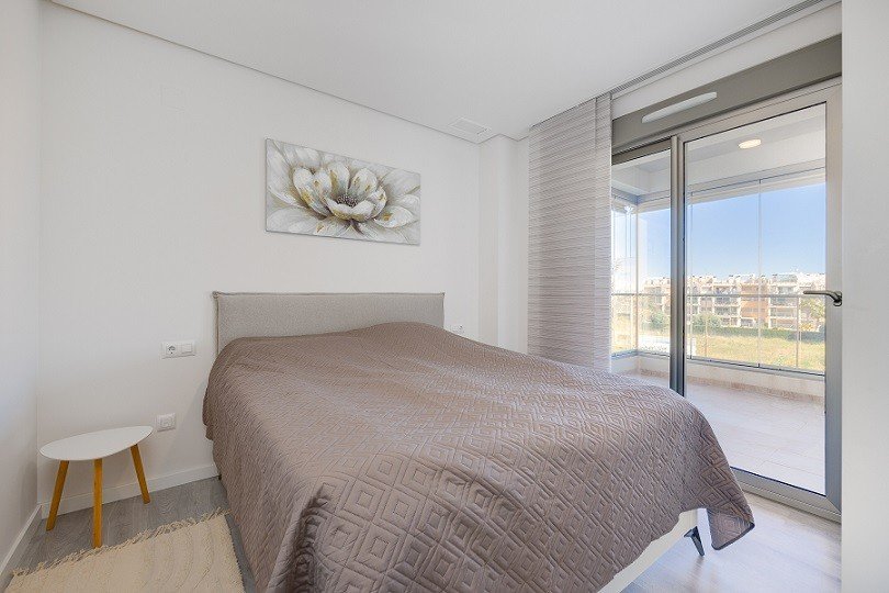 Appartement mit 3 Schlafzimmern, 2 Bädern, Gemeinschaftspool und Tiefgaragenstellplatz