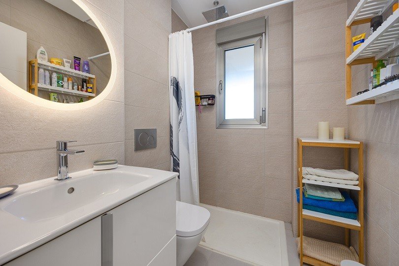 Appartement mit 3 Schlafzimmern, 2 Bädern, Gemeinschaftspool und Tiefgaragenstellplatz