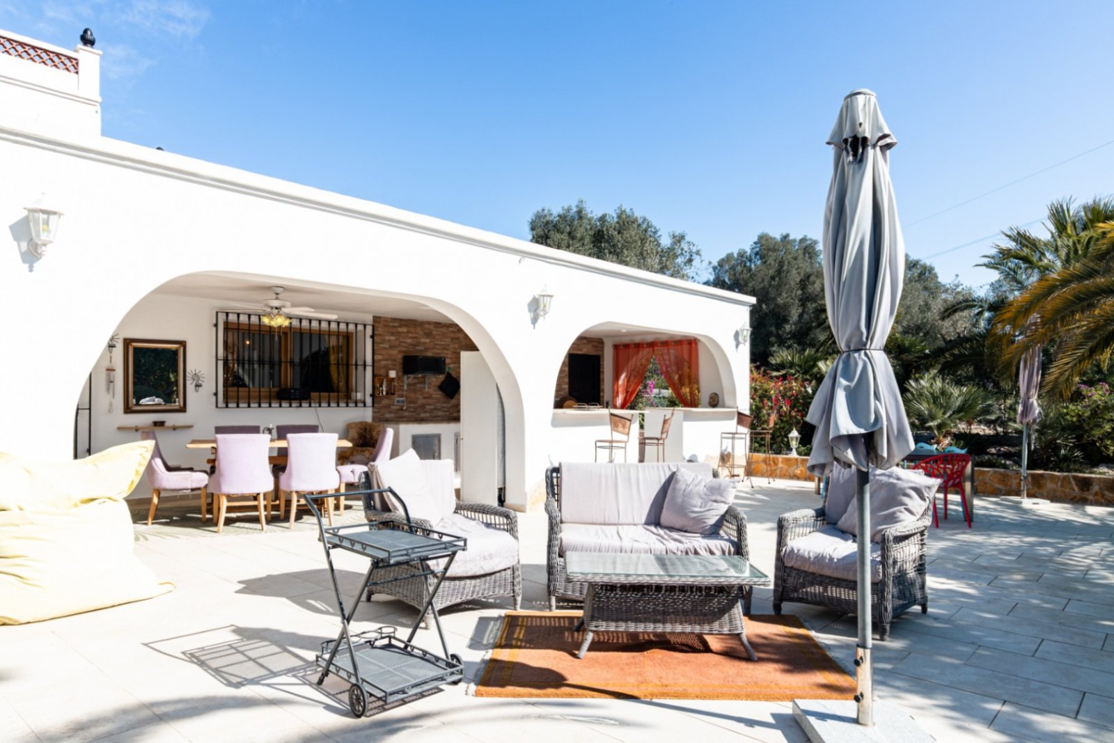 Charmantes Landhaus mit 3 Schlafzimmern, 3 Bädern, Privatpool und sehr schönem Ausblick