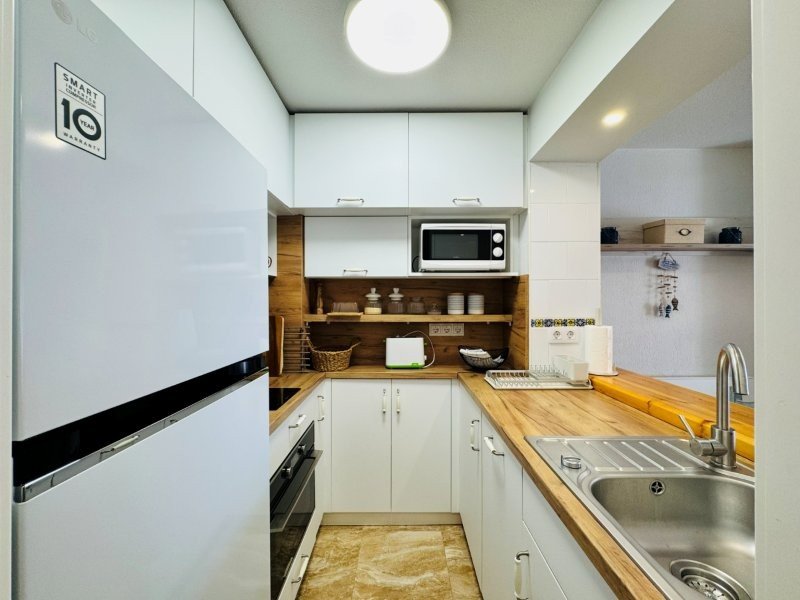 Appartement mit 2 Schlafzimmern, 1 Bad und Vermietlizenz in erster Linie am Strand