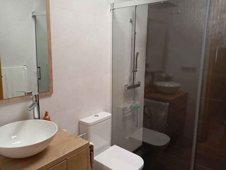 Exklusive Villa mit 3 Schlafzimmern, 2 Bädern, Garage und Privatpool