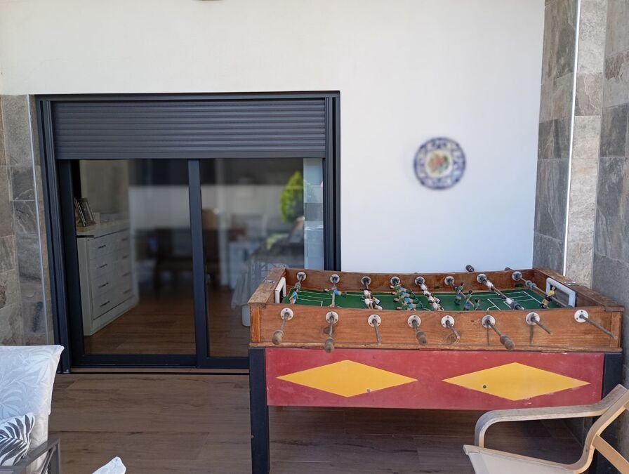 Exklusive Villa mit 3 Schlafzimmern, 2 Bädern, Garage und Privatpool