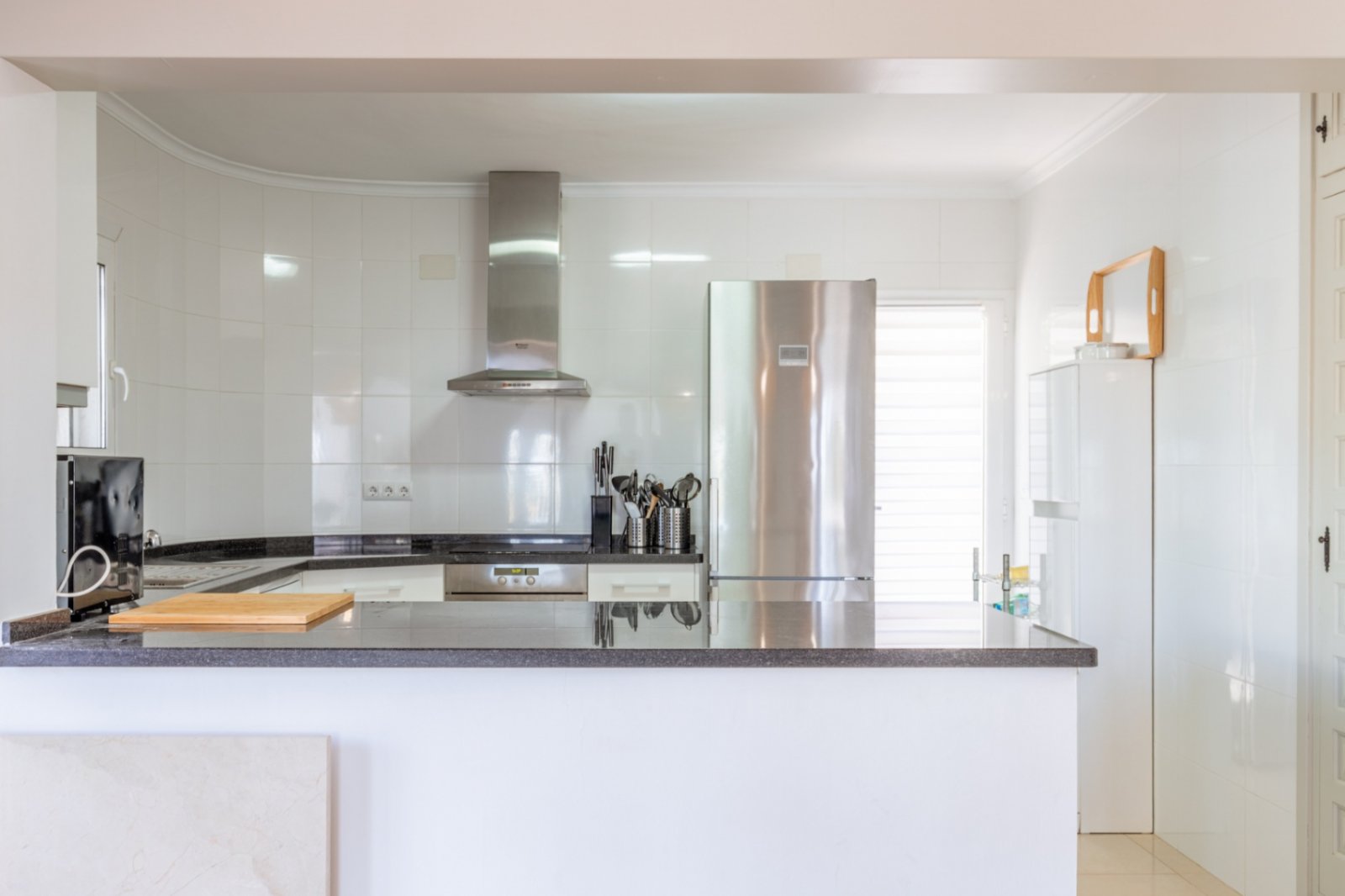 Villa mit 4 Schlafzimmern, 3 Bädern, Privatpool und fantastischem Meerblick