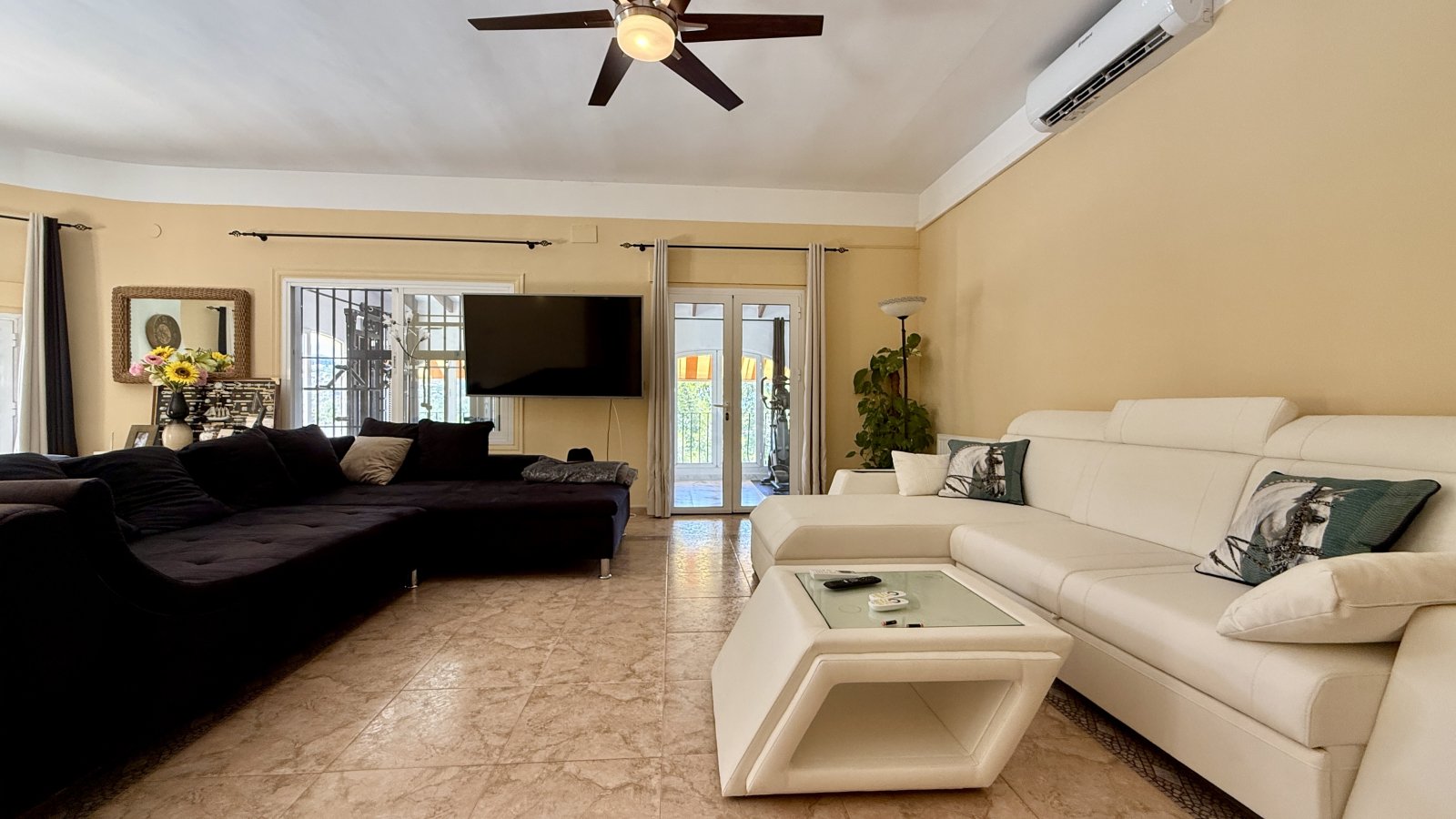 Exklusive Villa mit Pool und hochwertiger Ausstattung in Monte Pego
