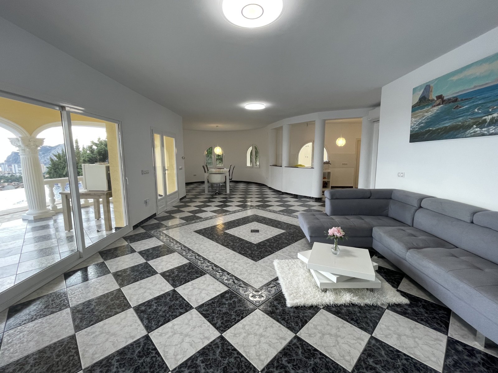 Exklusive Villa mit 2 Wohneinheiten, Privatpool und Meerblick