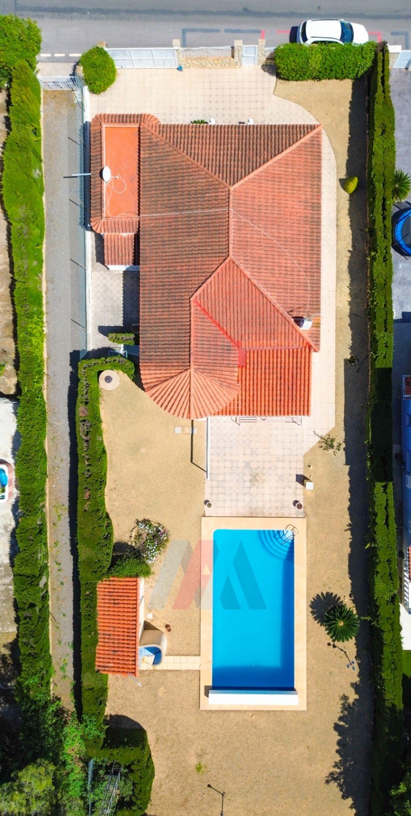 Eingeschossige Villa mit 3 Schlafzimmern, 1 Bad, Garage und Privatpool in Barranco Hondo