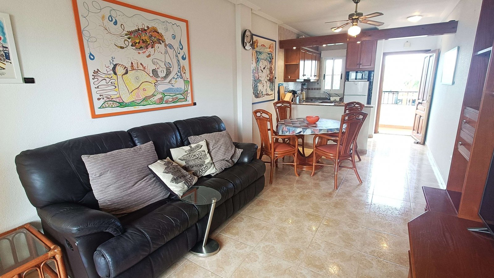 Appartement mit 2 Schlafzimmern, 1 Bad, Dachterrasse und Gemeinschaftspool