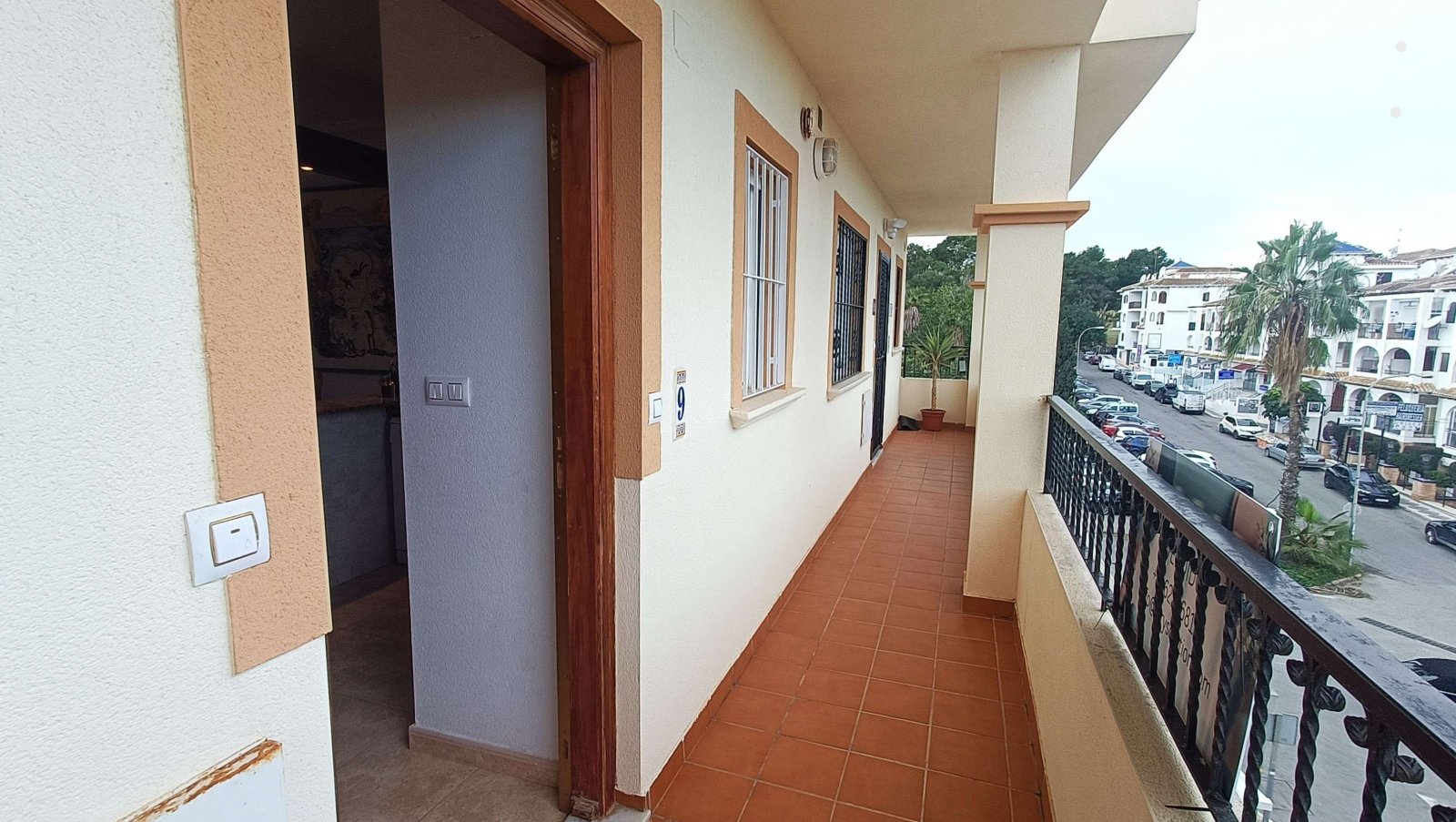 Appartement mit 2 Schlafzimmern, 1 Bad, Dachterrasse und Gemeinschaftspool