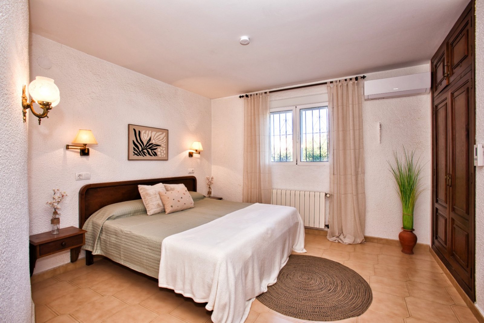 Freistehende Villa mit Meerblick, Pool und 3 Schlafzimmern in San Jaime