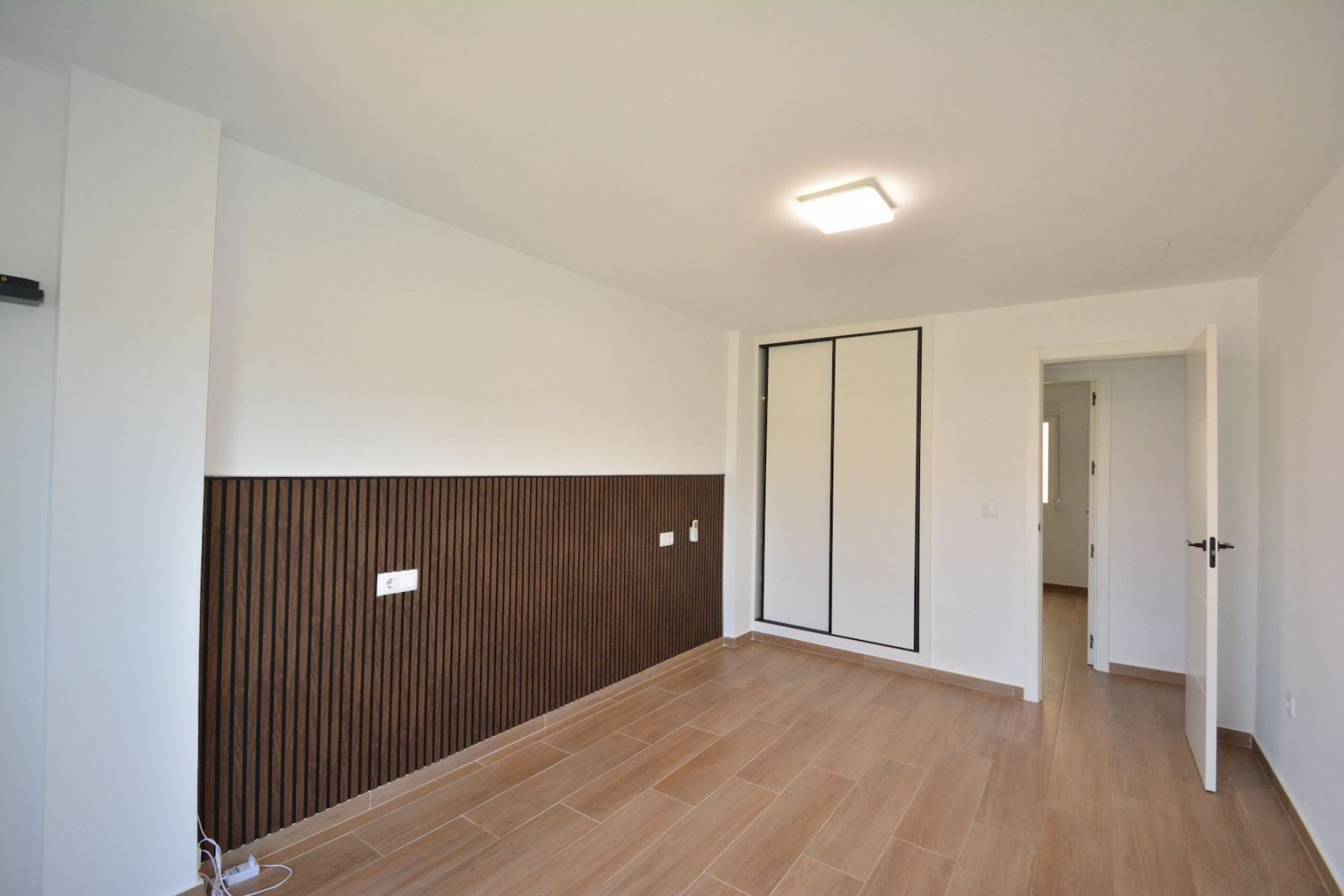 Renoviertes Appartement mit 3 Schlafzimmern, 2 Bädern und Tiefgaragenstellplatz nur 200 m vom Strand