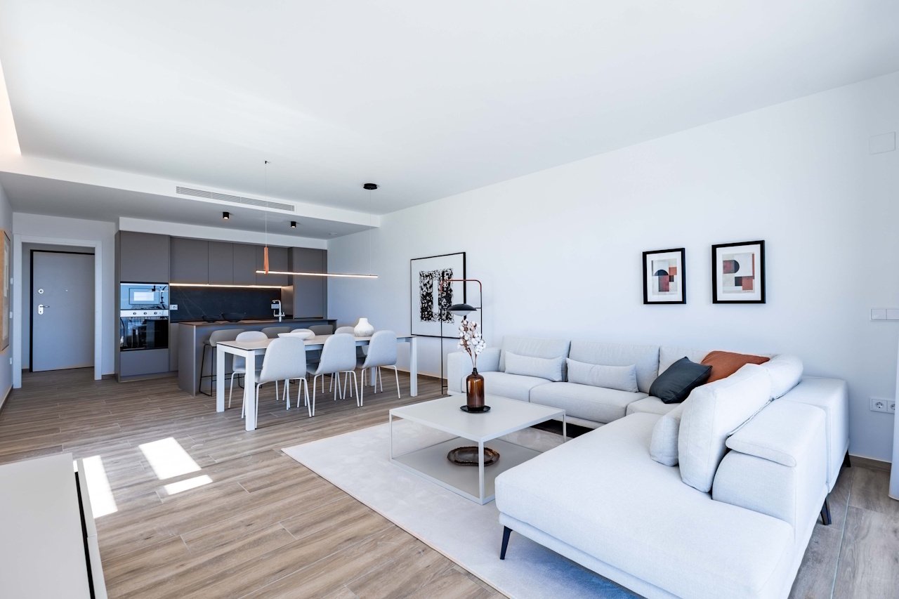Eingeschossige Villen mit 3 Schlafzimmern, 2 Bädern, optionaler Dachterrasse, Klimaanlage, Meerblick, Kfz-Stellplatz und Privatpool
