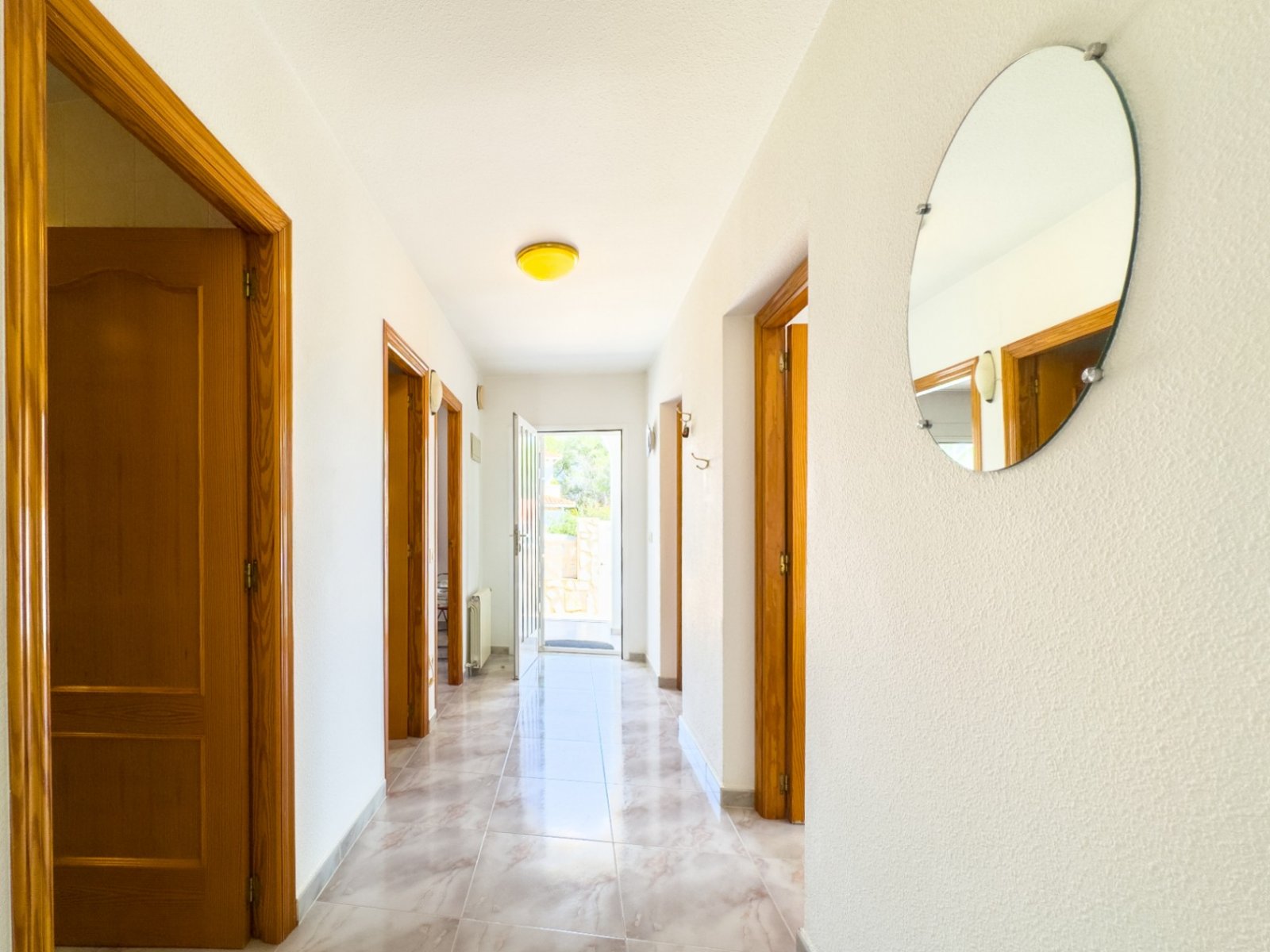 Eingeschossige Villa mit 3 Schlafzimmern, 1 Bad, Garage und Privatpool in Barranco Hondo