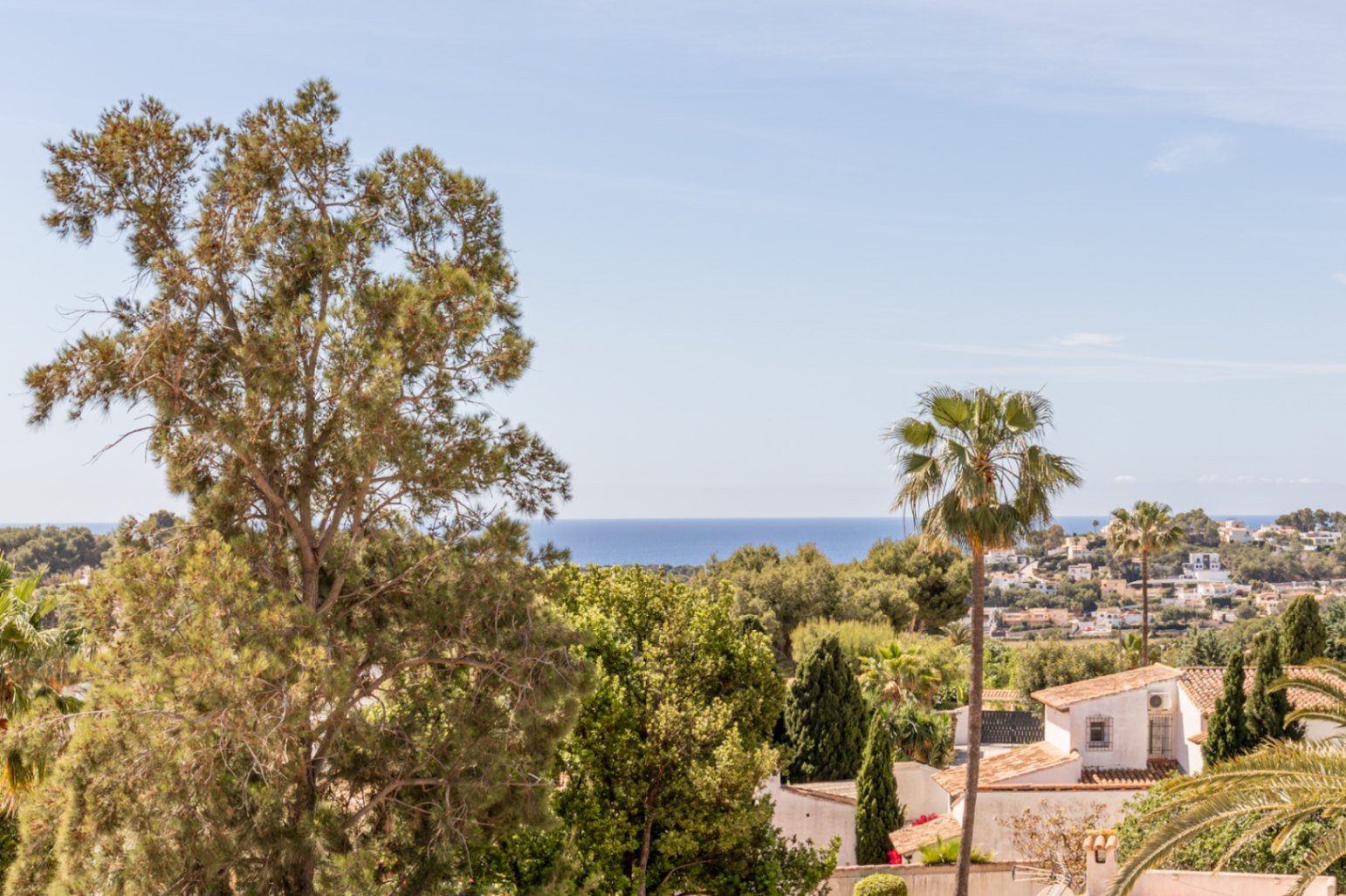 Moraira: Villa mit 4 Schlafzimmern, 3 Bädern, Privatpool und fantastischem Meerblick 