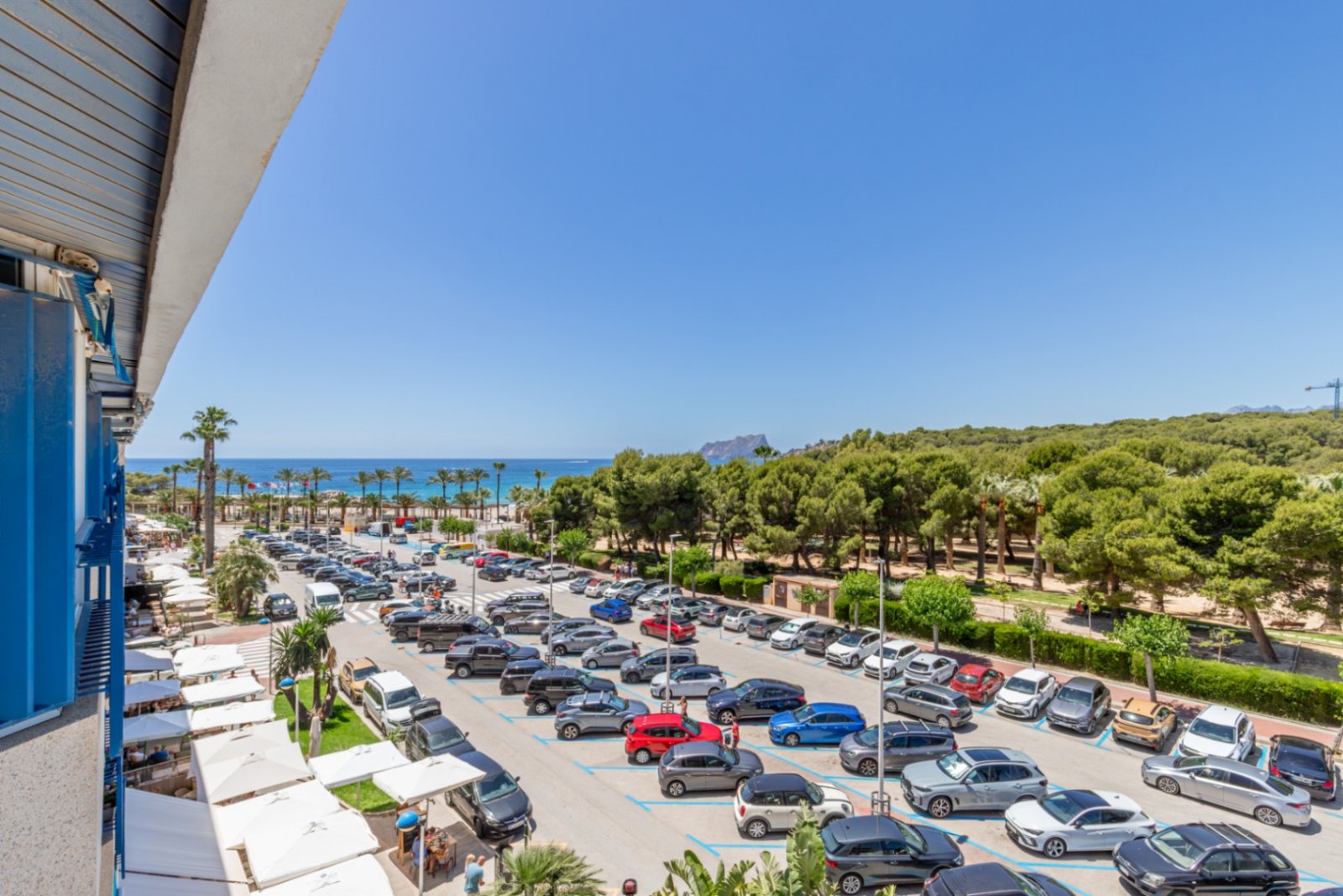 Wohnung mit Terrassen und Meerblick im Herzen von Moraira