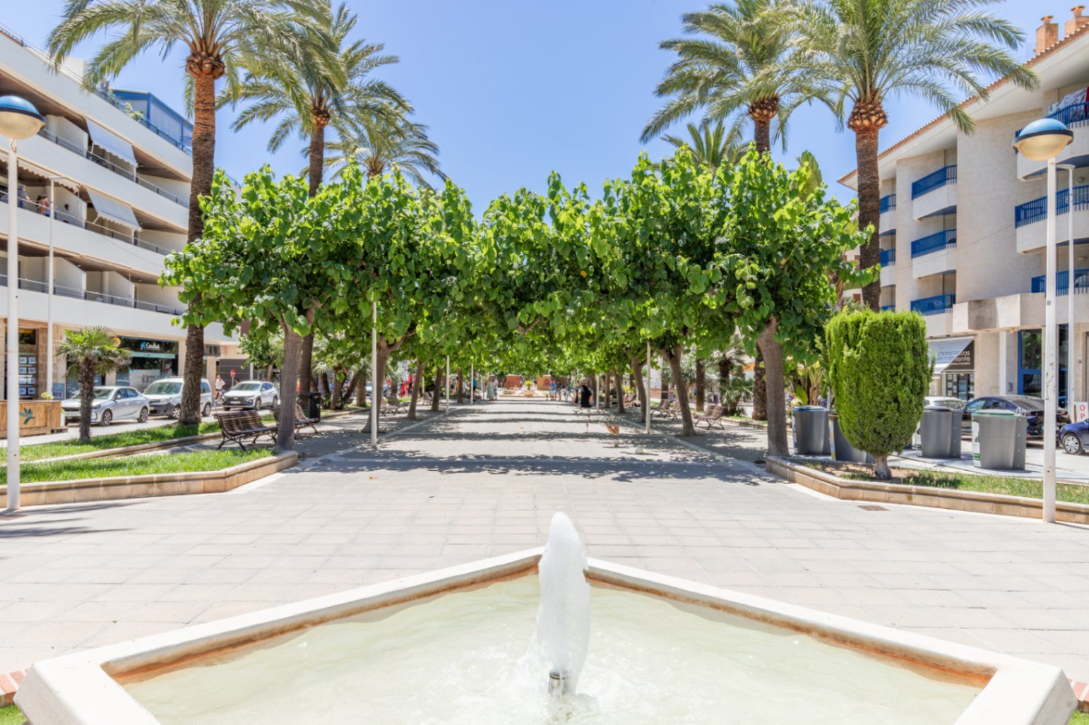 Wohnung mit Terrassen und Meerblick im Herzen von Moraira