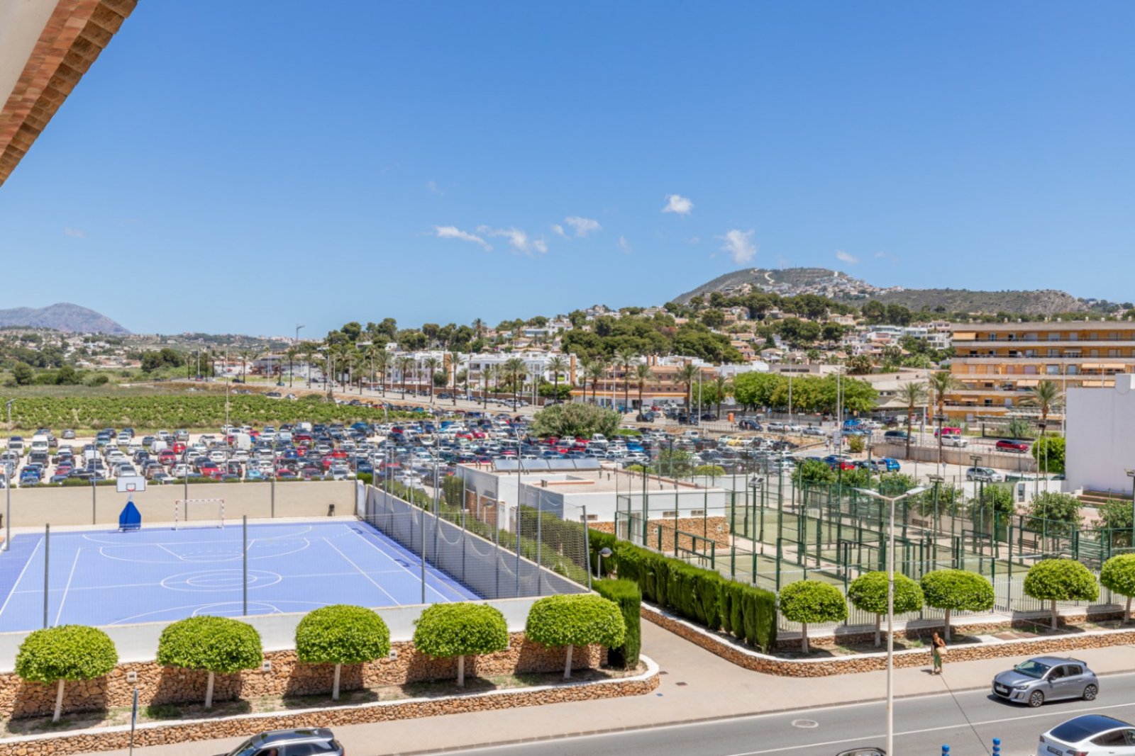 Wohnung mit Terrassen und Meerblick im Herzen von Moraira