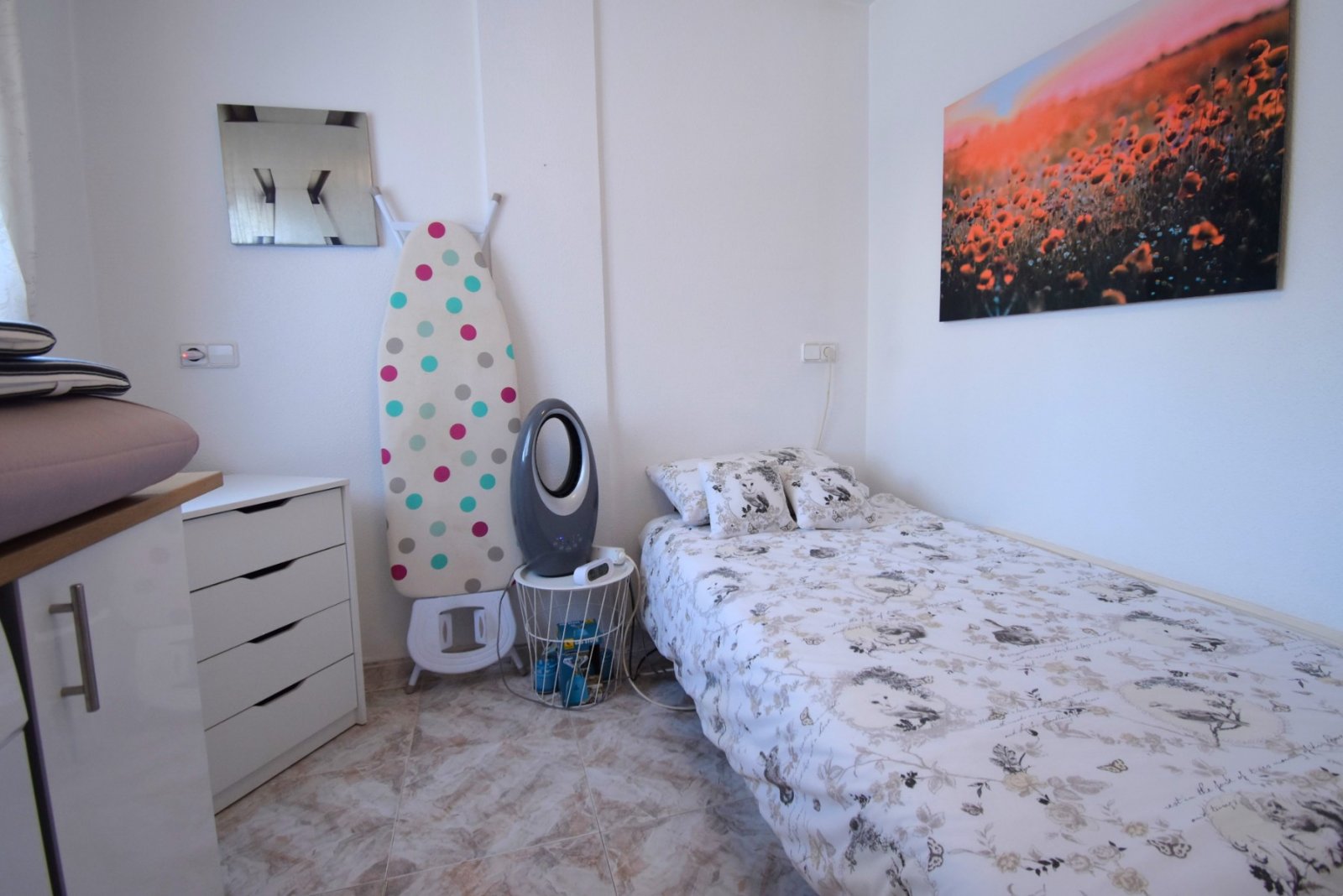 Reihenhaus mit 4 Schlafzimmern, 2 Bädern und Gemeinschaftspools in Playa Flamenca