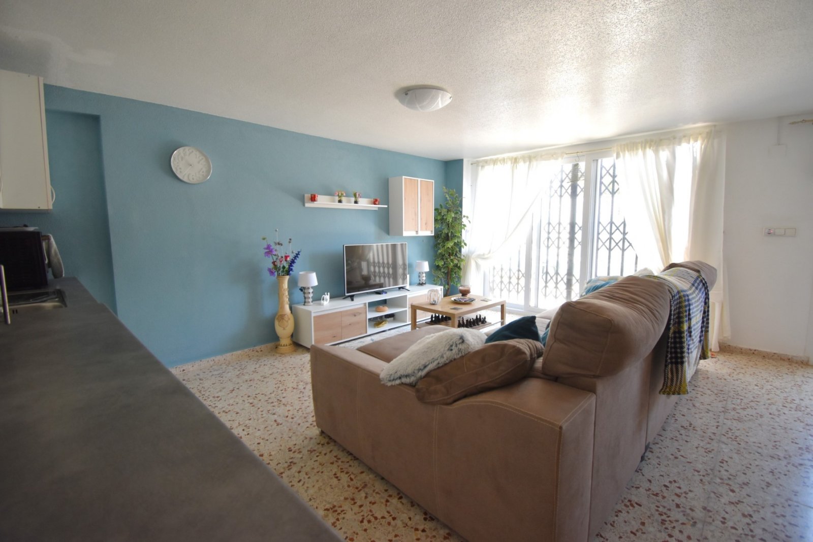 Reihenhaus mit 4 Schlafzimmern, 2 Bädern und Gemeinschaftspools in Playa Flamenca