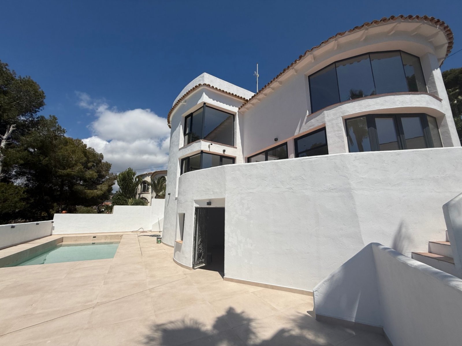 Wunderschön renovierte Villa mit 4 Schlafzimmern, 4 Bädern, Privatpool und Meerblick in Cala Advocat