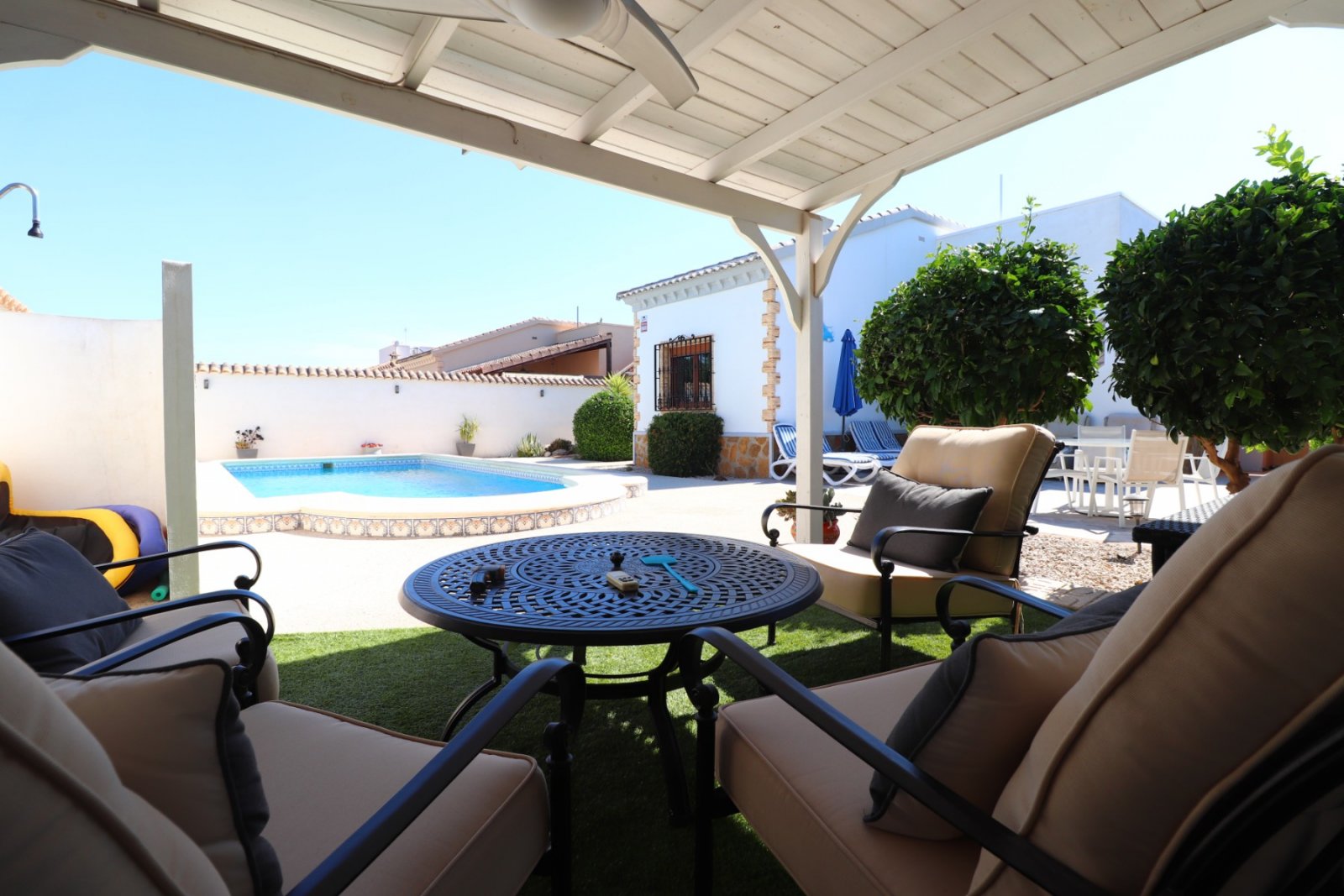Villa mit 3 Schlafzimmern, 2 Bädern und Privatpool in Fincas de La Vega