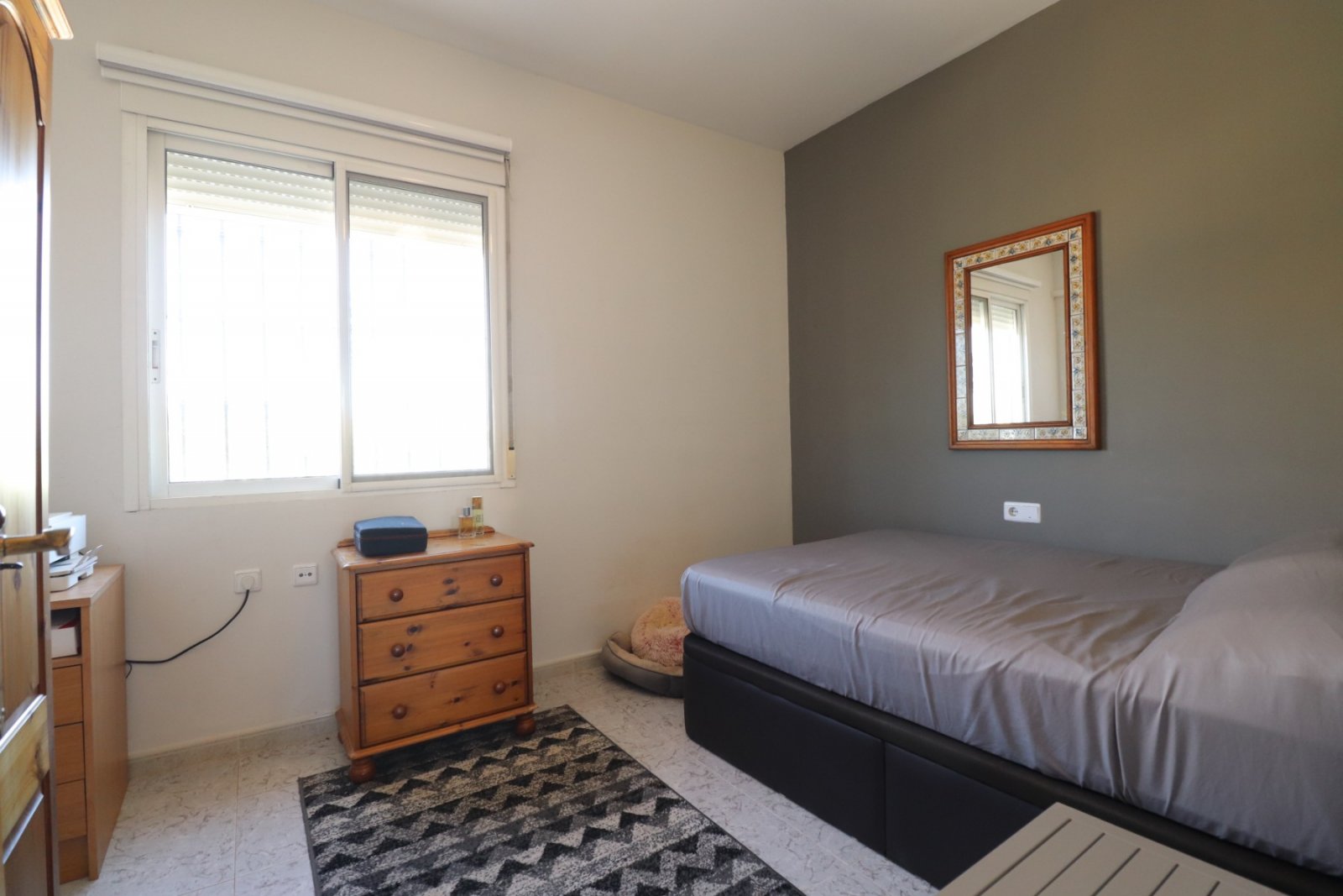 Landhaus-Villa mit 3 Schlafzimmern, 2 Bädern, Garage, Privatpool und schönem Ausblick