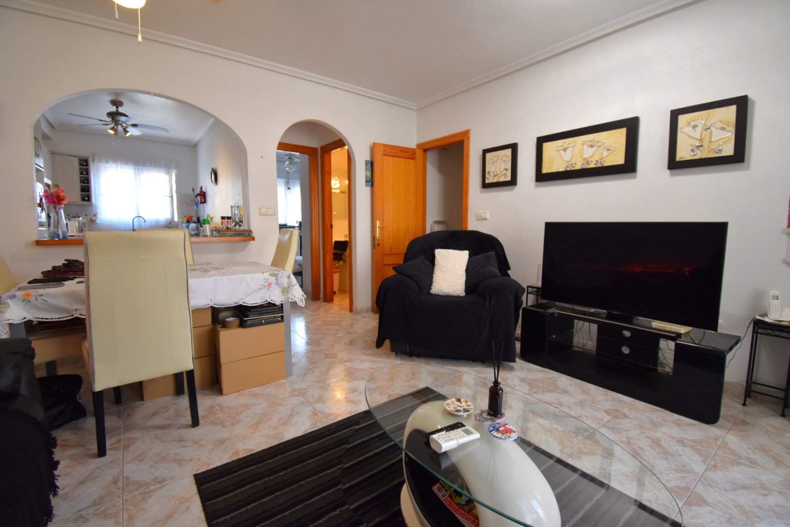 Reihenhaus mit 4 Schlafzimmern, 2 Bädern und Gemeinschaftspools in Playa Flamenca
