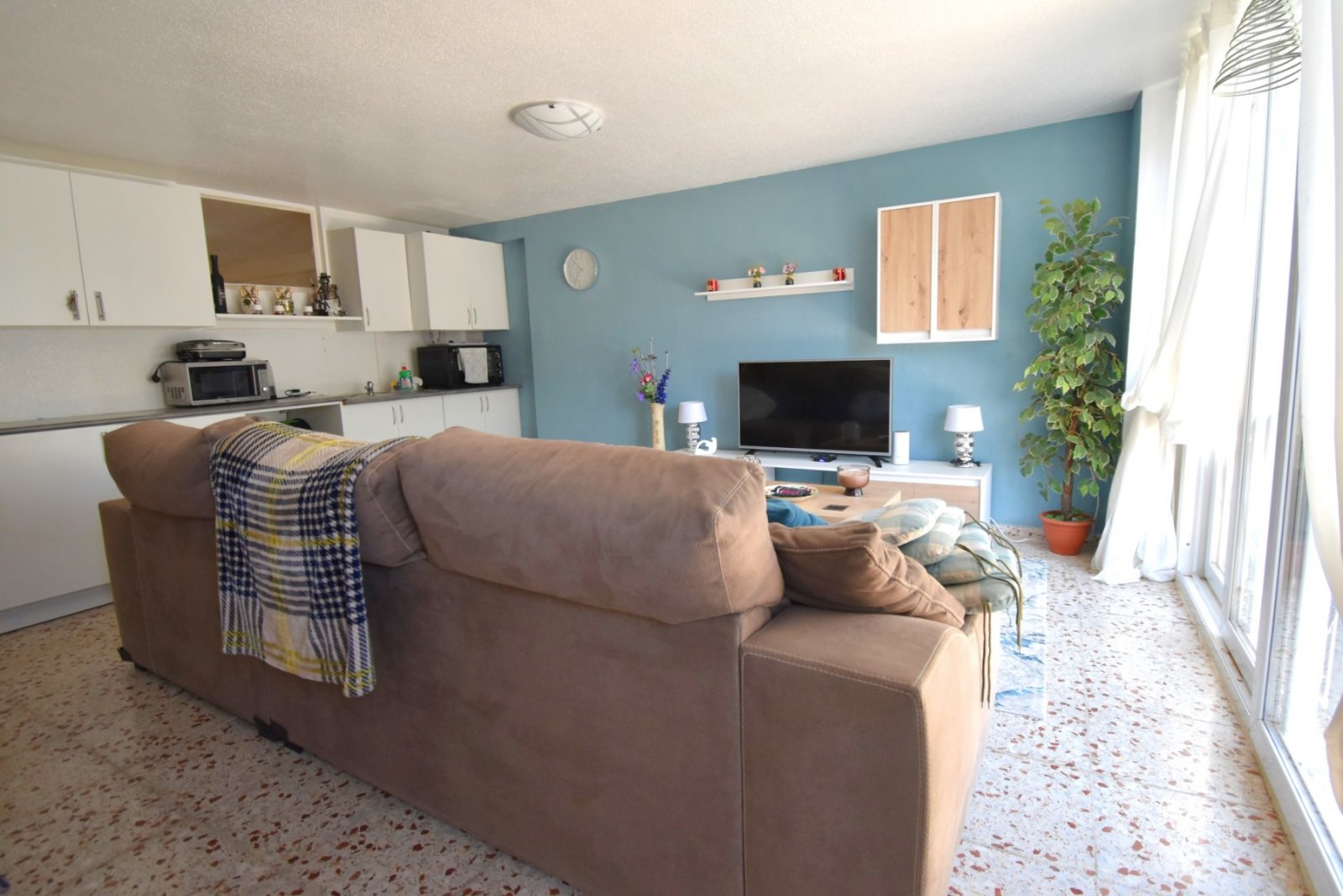 Reihenhaus mit 4 Schlafzimmern, 2 Bädern und Gemeinschaftspools in Playa Flamenca