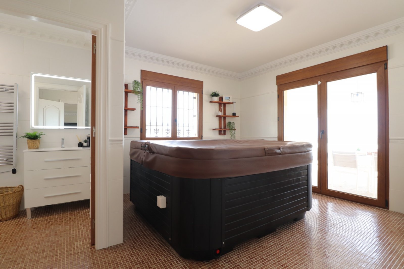 Fantastische Villa mit 6 Schlafzimmern, 5 Badezimmern und Privatpool in Lomas de la Juliana