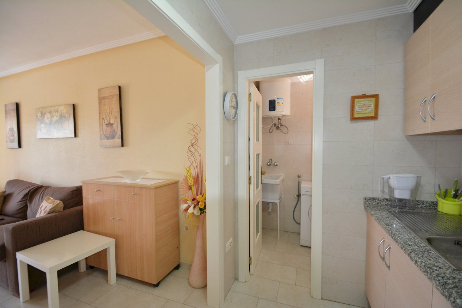 Wohnung mit 2 Schlafzimmern, 1 Badezimmer, Parkplatz und Gemeinschaftspool