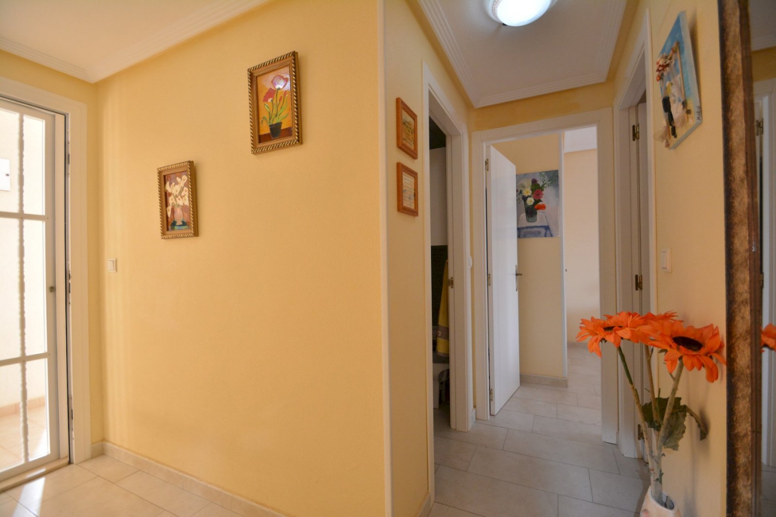 Wohnung mit 2 Schlafzimmern, 1 Badezimmer, Parkplatz und Gemeinschaftspool