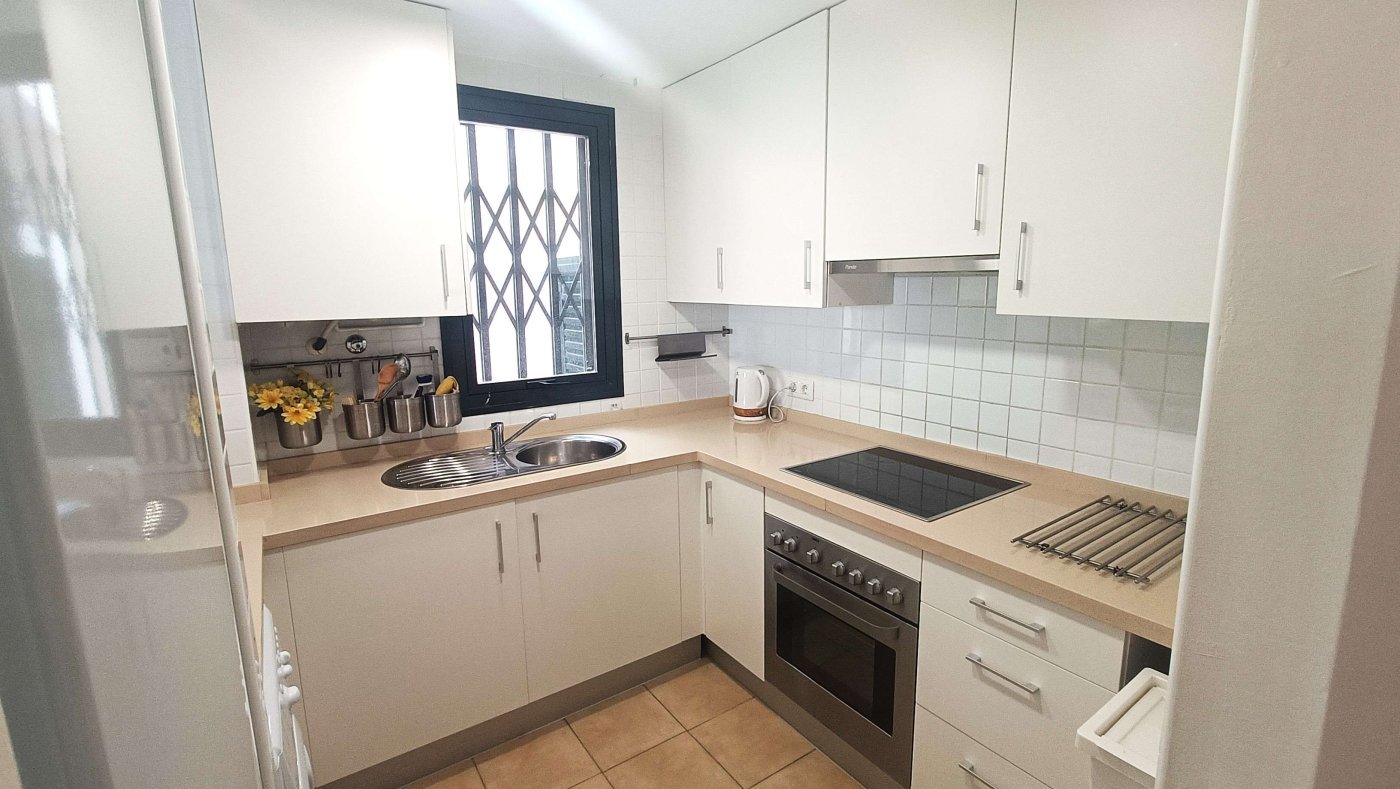 Elegante Erdgeschosswohnung mit 2 Schlafzimmern und 2 Bädern in einem aufstrebenden Golfresort