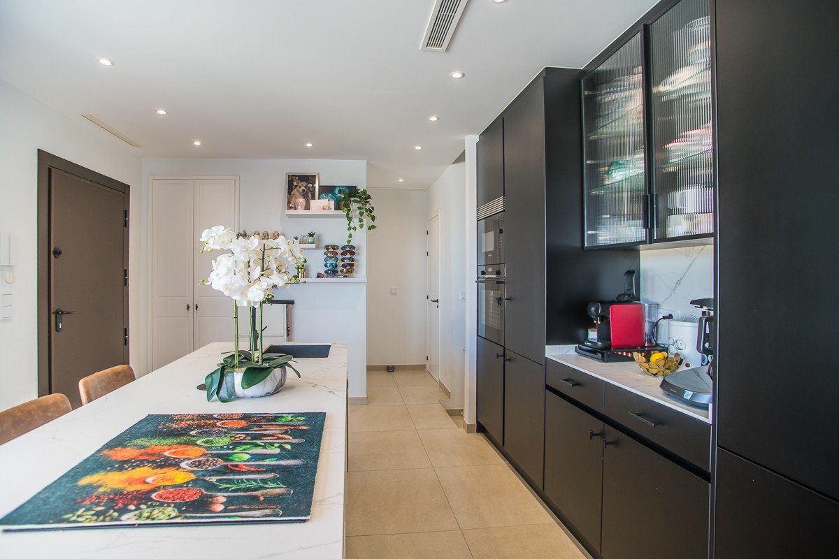 Moderne freistehende Villa mit 4 Schlafzimmern, privatem Pool und Garage in Rojales