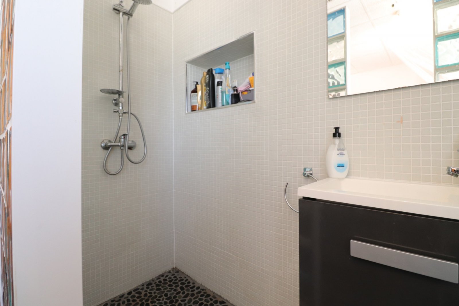 Landhaus-Villa mit privatem Pool, Tennisplatz und Whirlpool