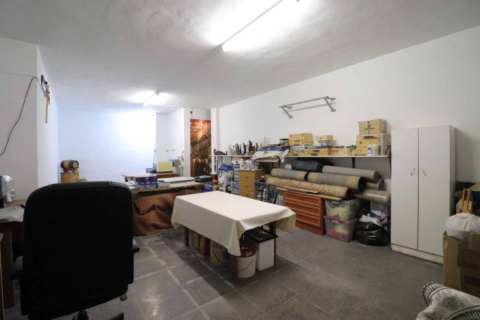 Landhaus-Villa mit 6 Schlafzimmern, 4 Badezimmern, Garage und Privatpool