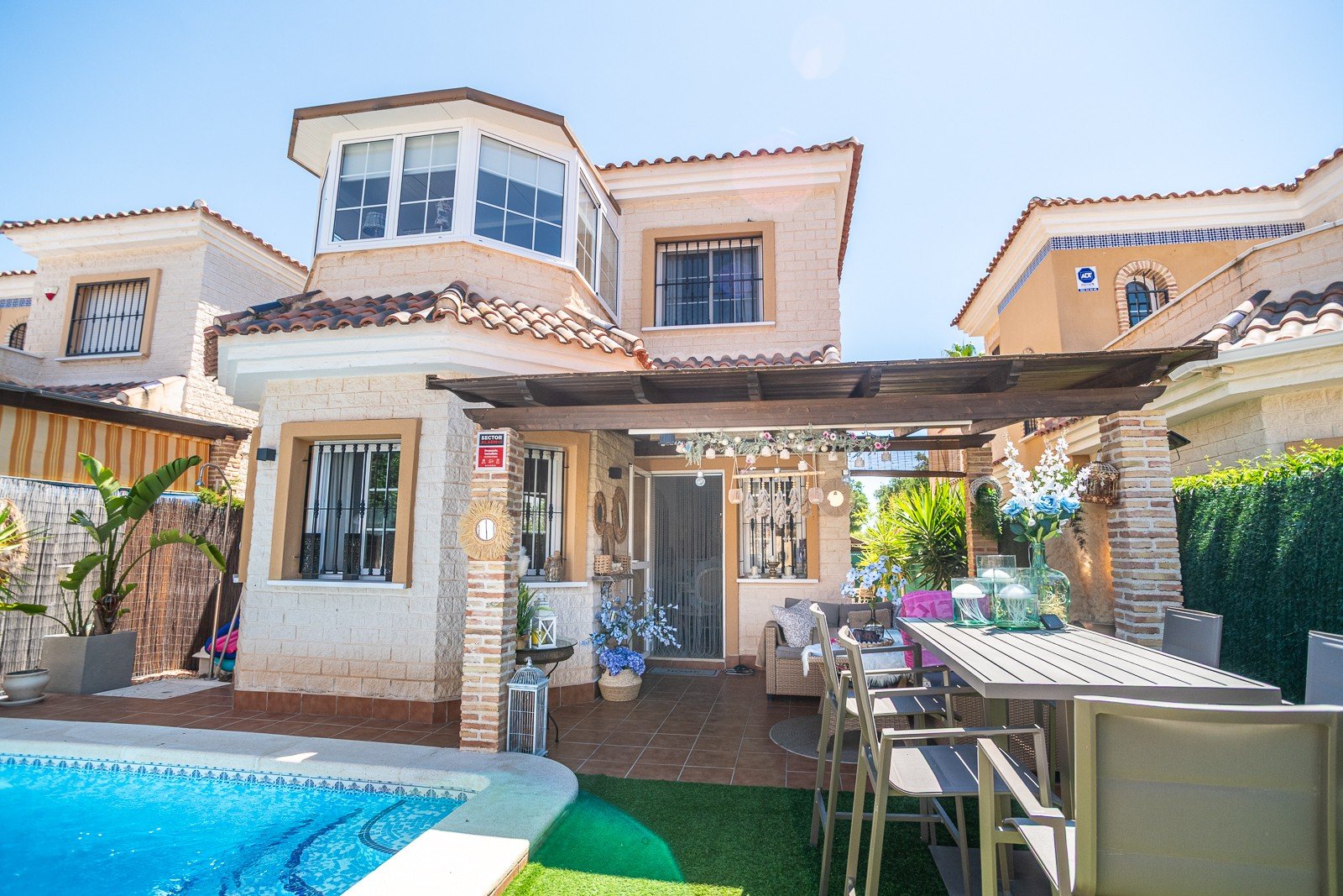 Mediterrane Villa in El Raso – Guardamar del Segura